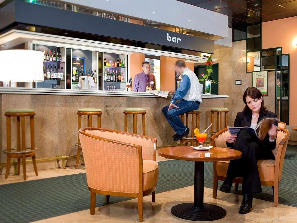 Ibis Paris Porte De Bercy Charenton-le-Pont Restoran fotoğraf
